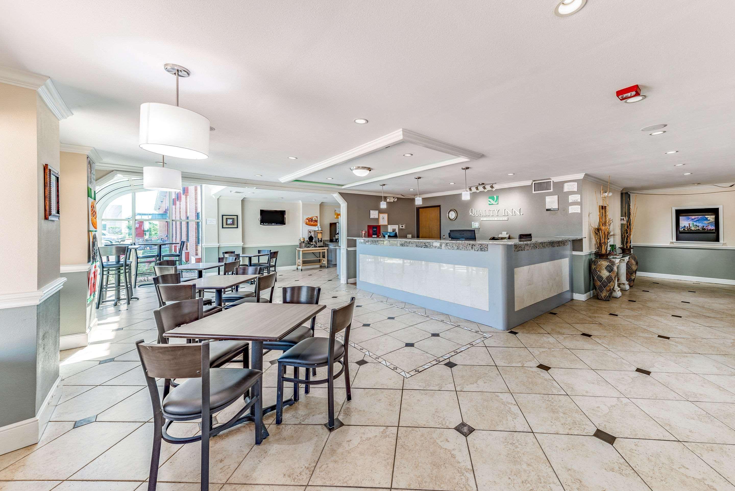 Quality Inn Allen - Plano East Buitenkant foto