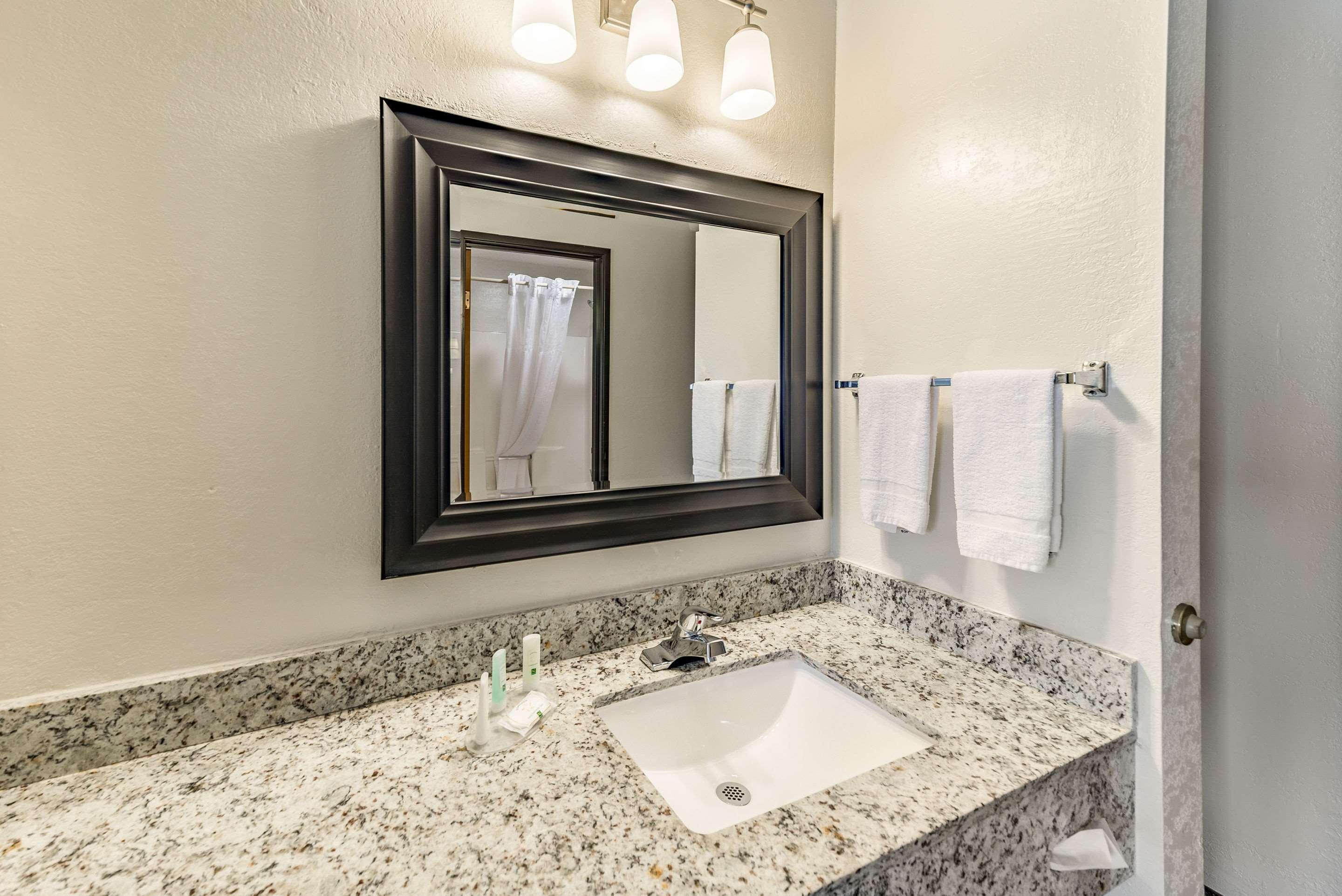 Quality Inn Allen - Plano East Buitenkant foto